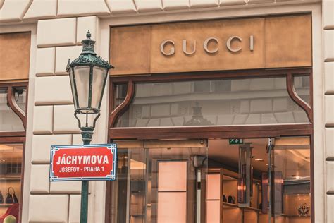 la maison gucci.